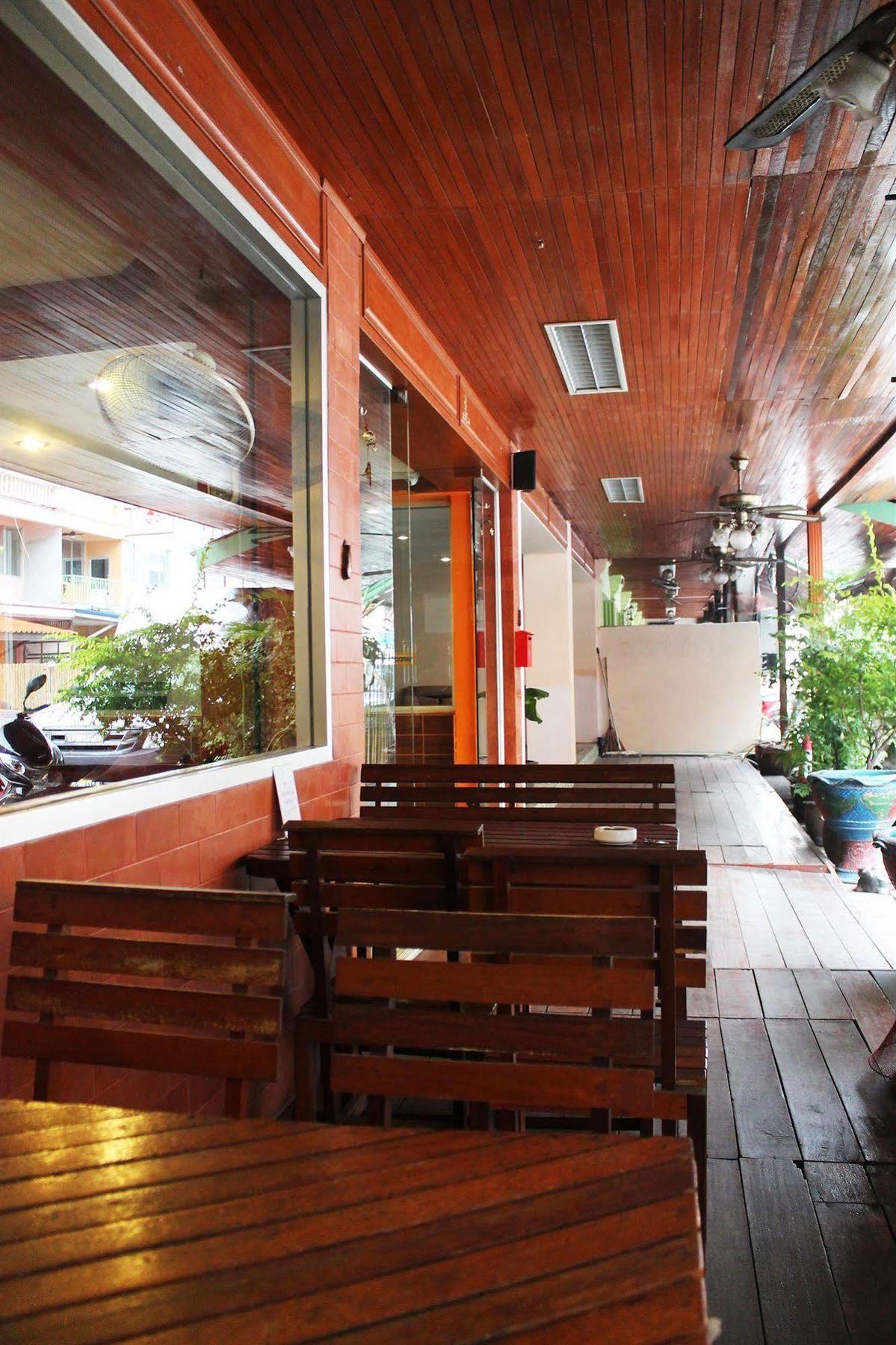 Welcome Marina Jomtien Beach Exterior photo